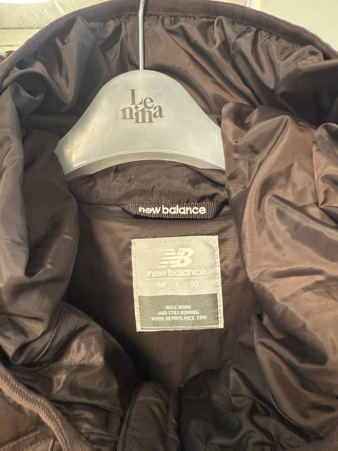 뉴발란스 플라잉 경량 후드 다운 상품이미지6