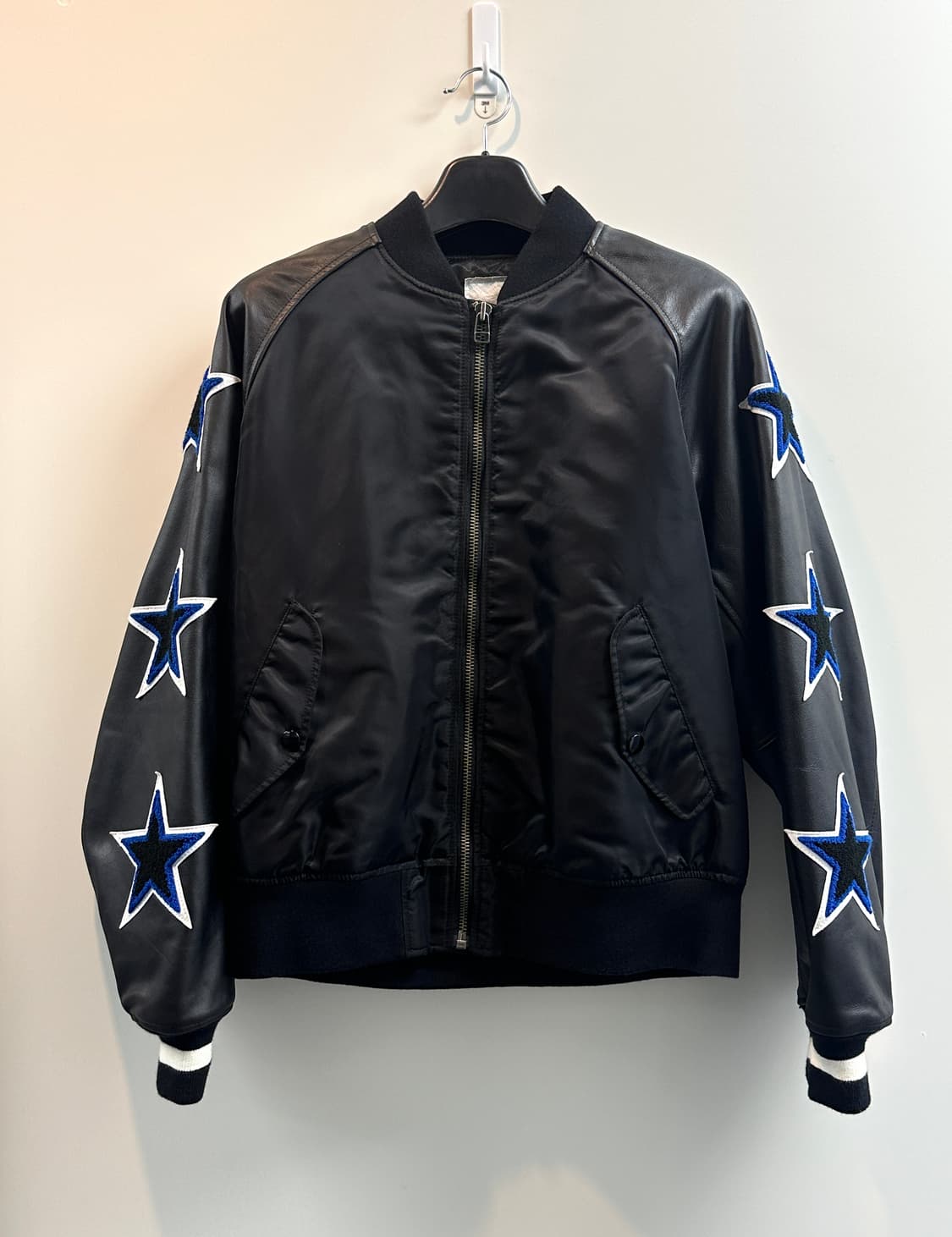 CONVERSE TOKYO 컨버스 스타 자수 스테디엄 패딩 자켓(L) 상품이미지1