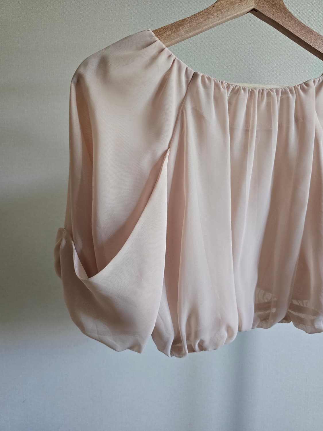 도쿄 편집샵 VOLUME CROPPED  TOP 상품이미지8