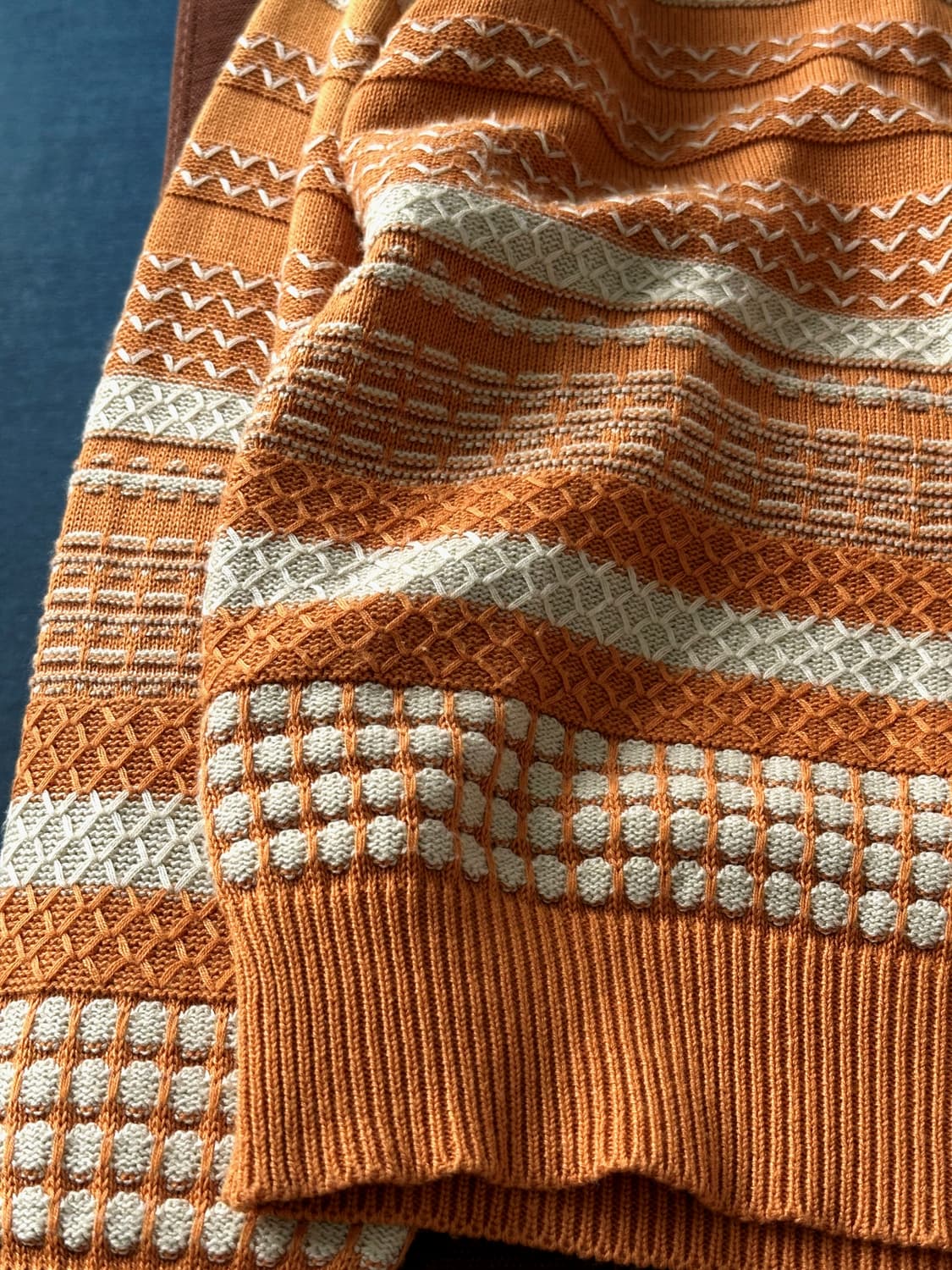 Multi patterned stitch crew neck knit 상품이미지8