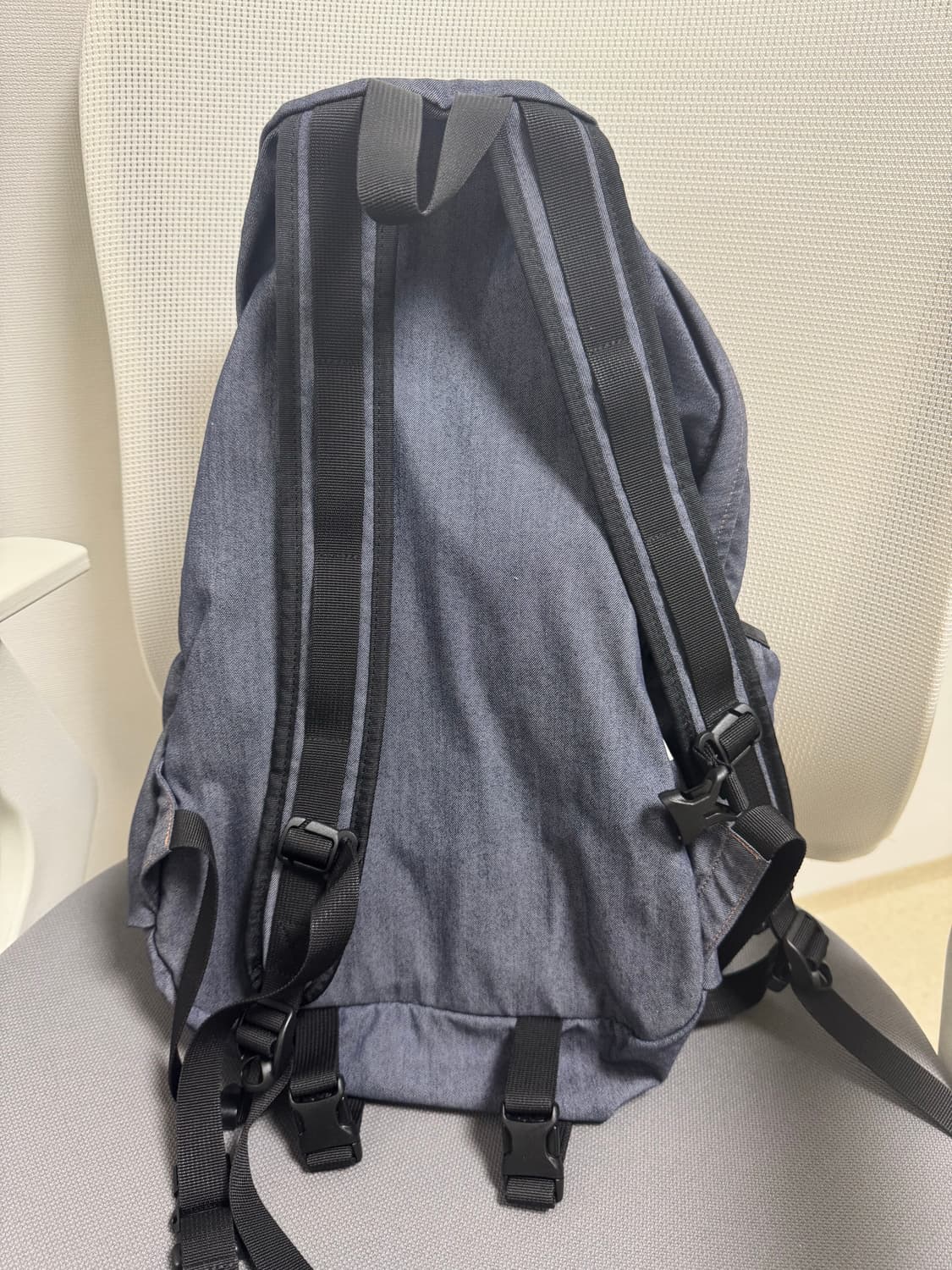 에메모가든 데님 백팩 85 상품이미지3