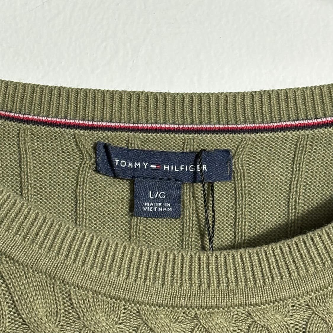 타미힐피거 카키 케이블 니트 스웨터 (무료배송) 상품이미지3