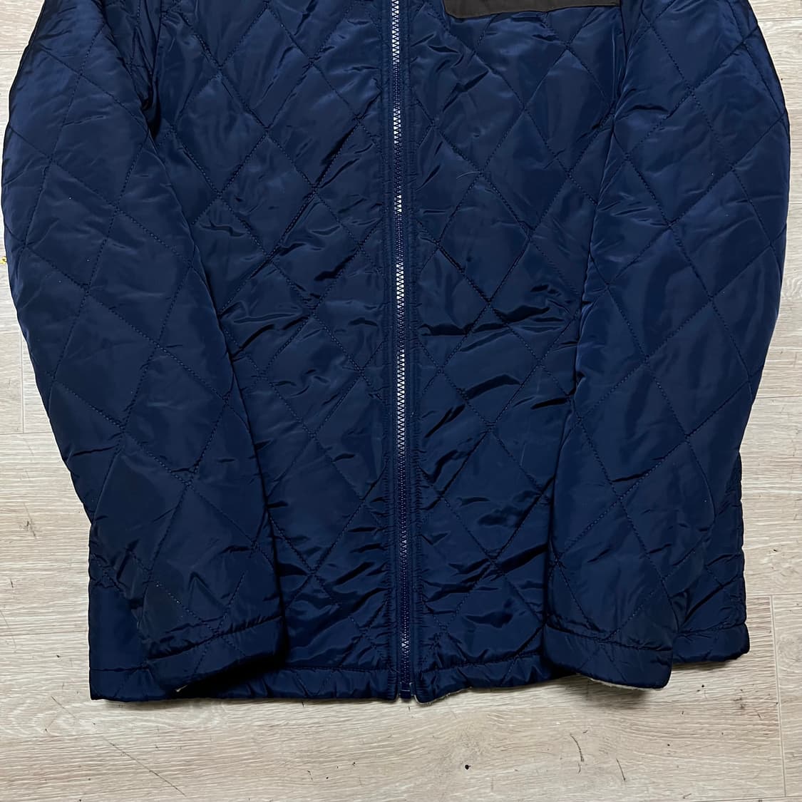 노스페이스 여성 리버시블 뽀글이 후리스 퀼팅점퍼 [네이비] S/90 상품이미지3