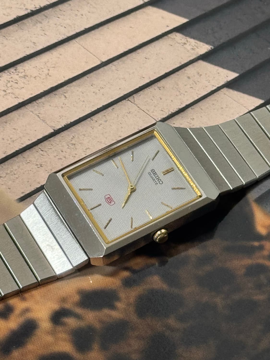 70s Seiko 5 tank quartz rare 상품이미지3