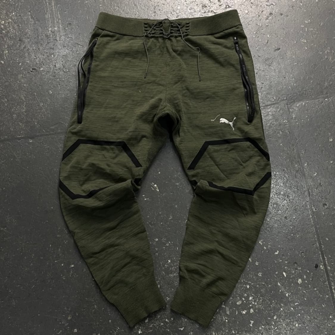 100 푸마 nrg 에보니트 팬츠  상품이미지1