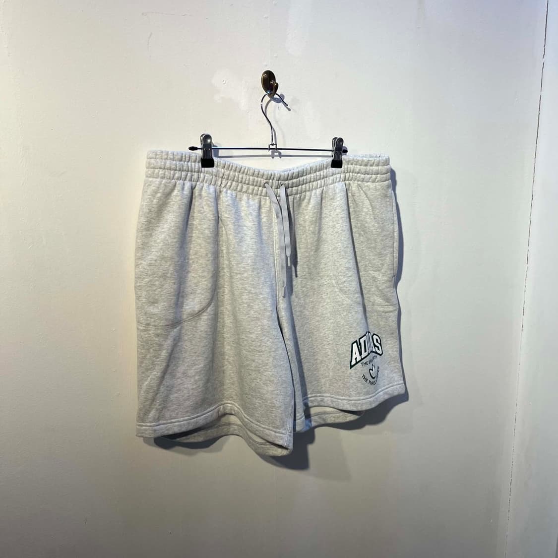 아디다스 로고 츄리닝 반바지 상품이미지3
