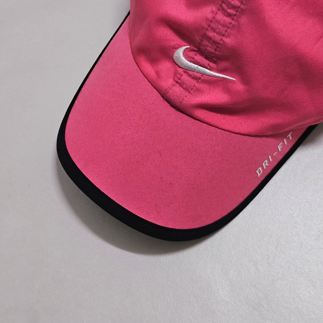 나이키 페더라이트 드라이핏 핑크 볼캡 상품이미지2