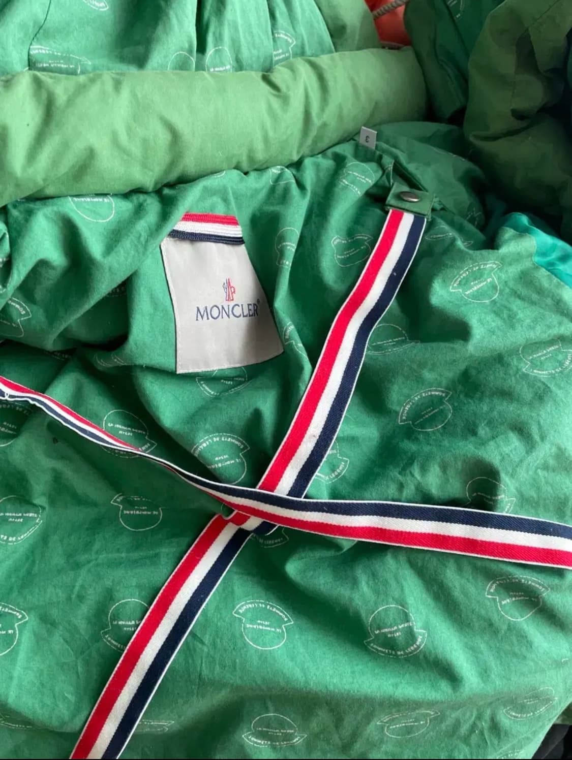 몽클레어 비즈빔 다운 푸퍼 사이즈3 상품이미지7