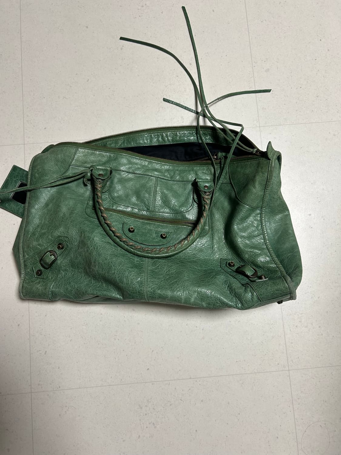 발렌시아가 모터백 그린 상품이미지1