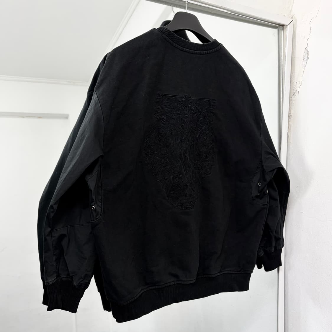 송지오 옴므 아트워크 맨투맨 상품이미지4