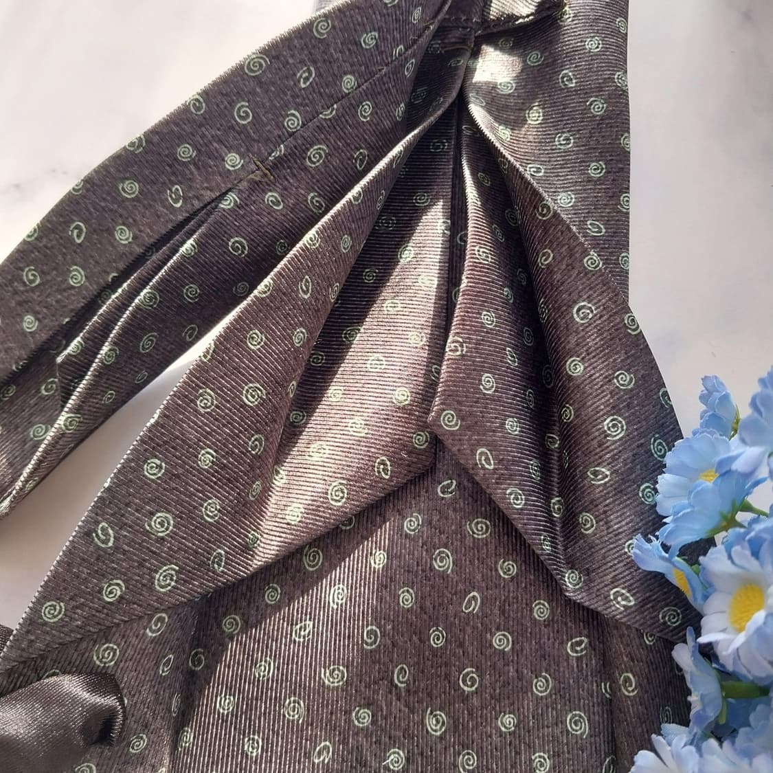 불가리 실크 그레이&에버그린 넥타이 9.7cm S~A+등급 K1392
 상품이미지7