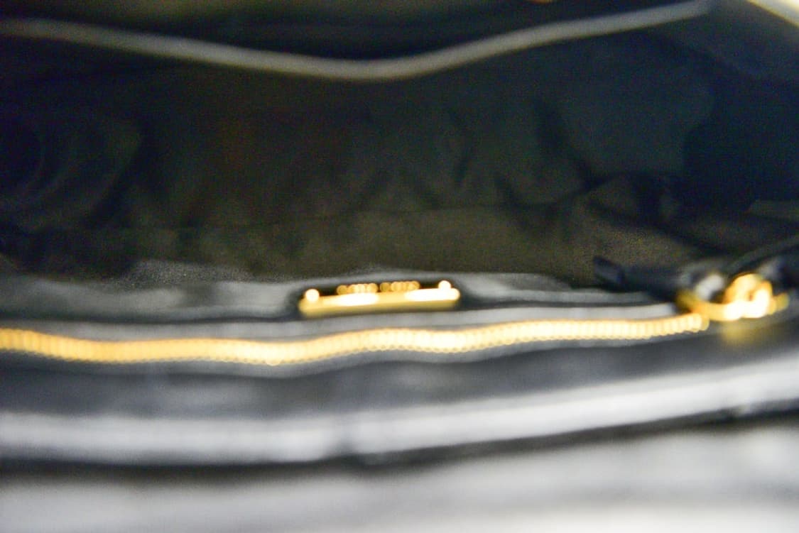 미우미우 마틀라세 바이커 퀼팅 크로스백 (정품) 상품이미지8