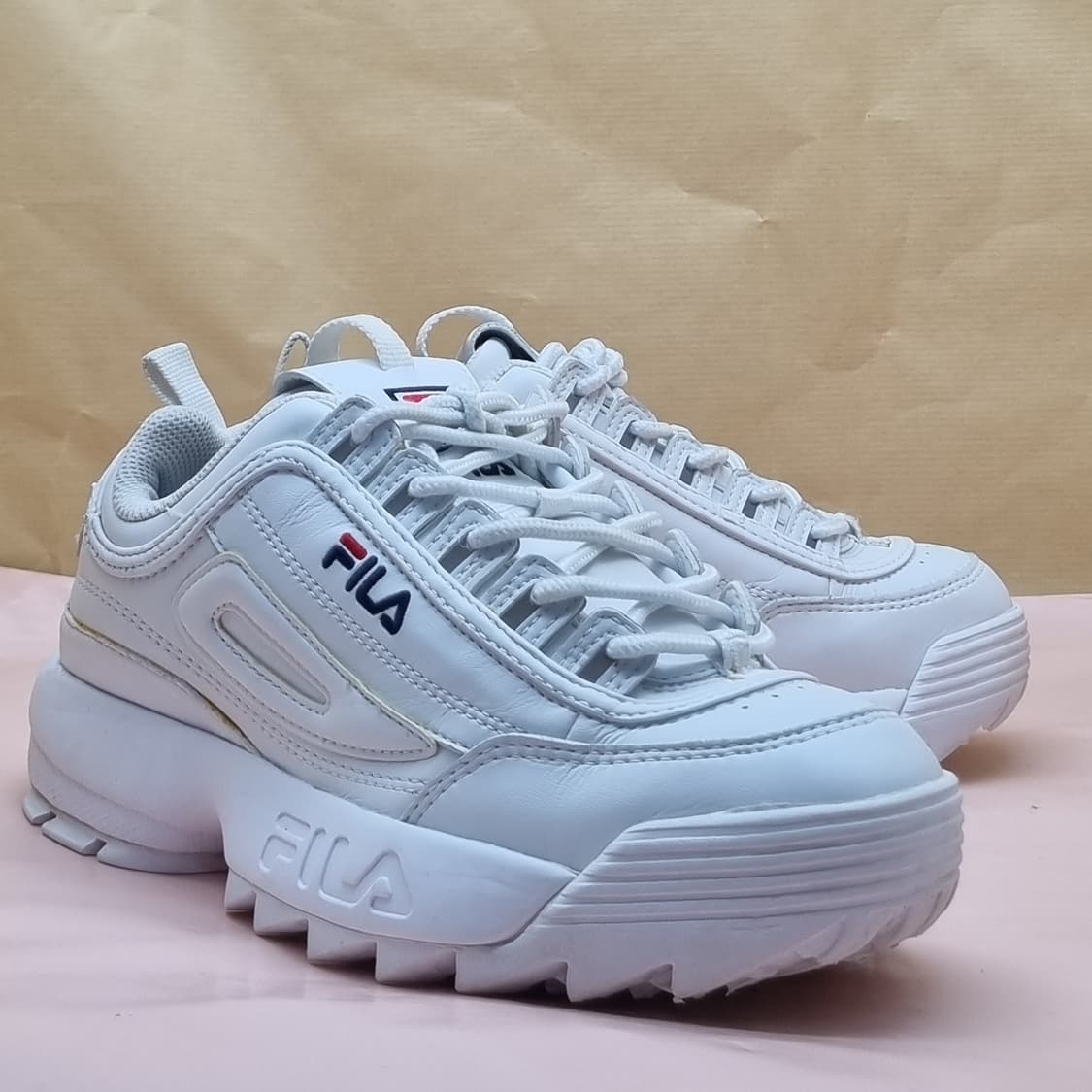 휠라 디스럽터2 여성운동화240 상품이미지1