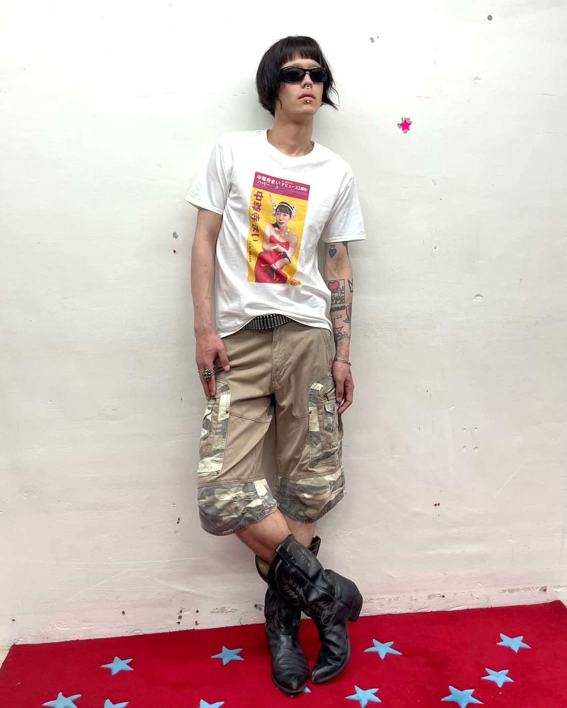 It's an alien. A Japanese T-shirt 상품이미지4