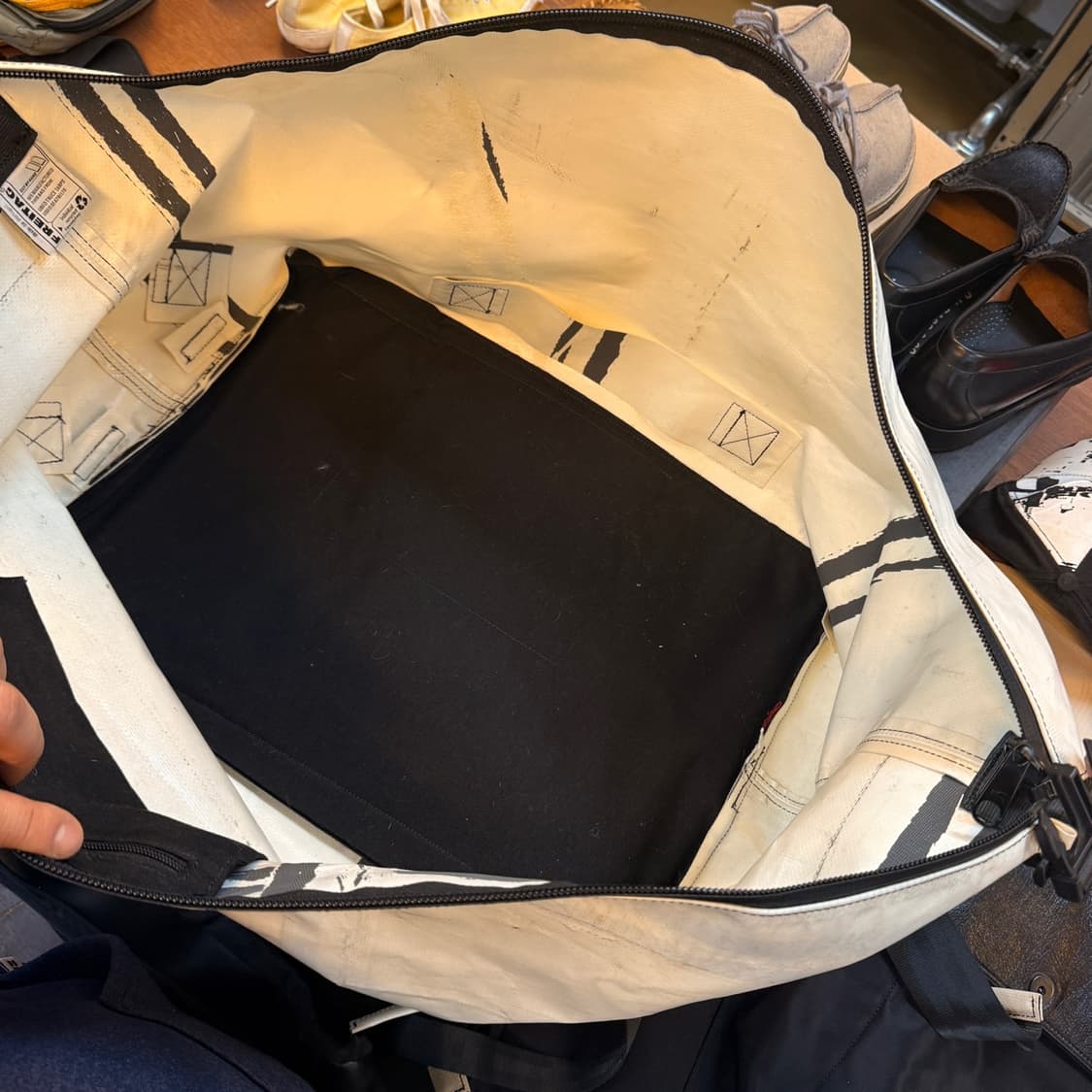 프라이탁 보이저 트래블 백 상품이미지6