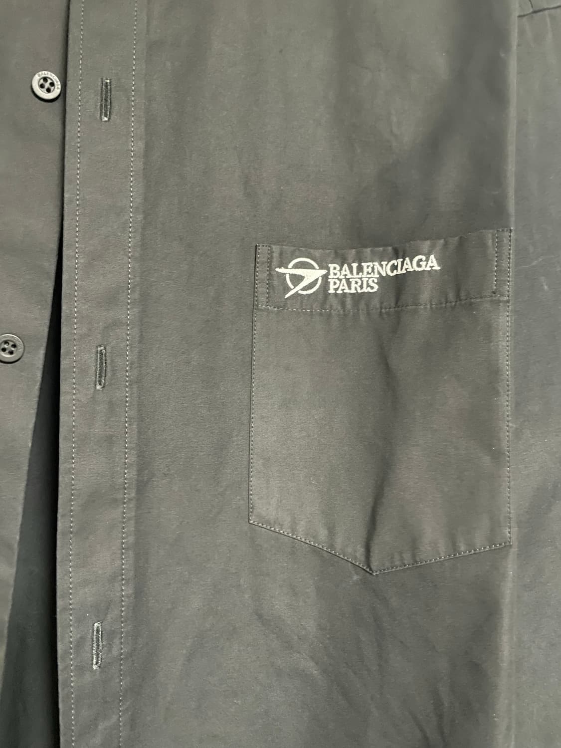 발렌시아가 남성 블랙셔츠 상품이미지2