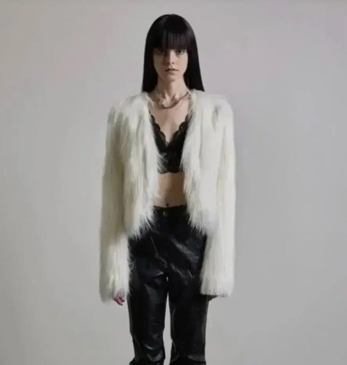 보헤미안서울 보헴서 퍼자켓 화이트 상품이미지1