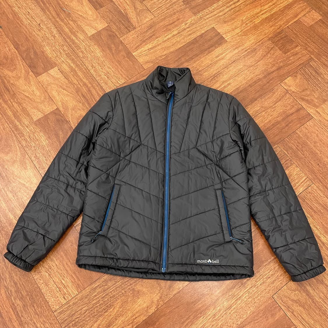 몽벨 경량 패딩 상품이미지1