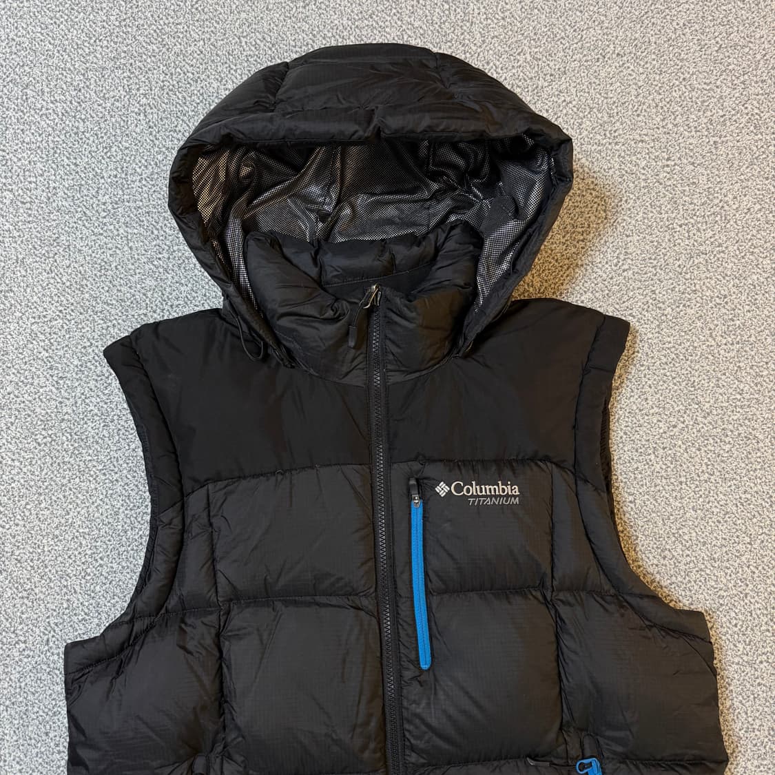 컬럼비아 옴니히트 거위털 패딩조끼 XXL 상품이미지4