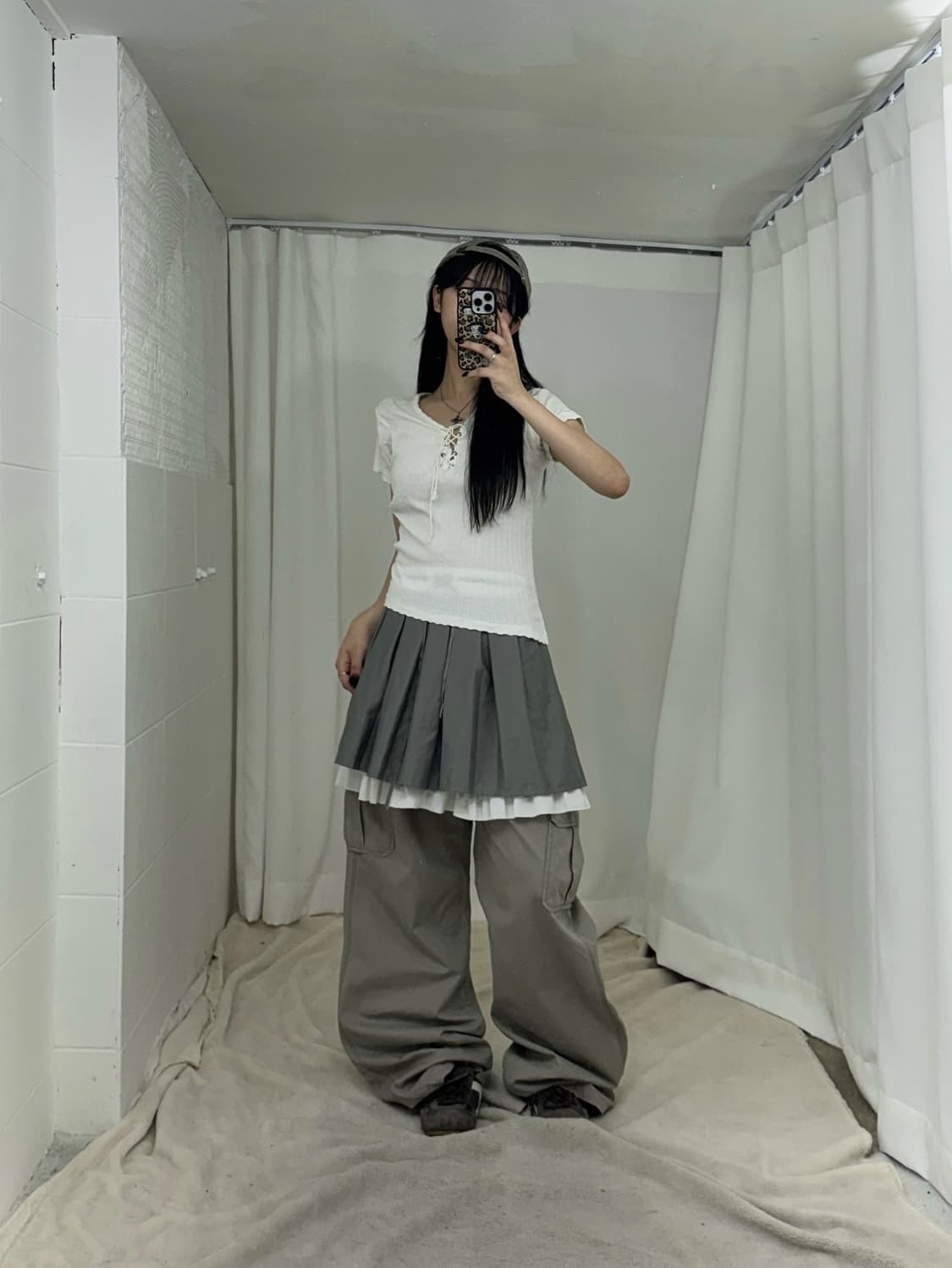 키플링 데일리 뮤트 그레이 베이지 러힙 코디세트 상품이미지3