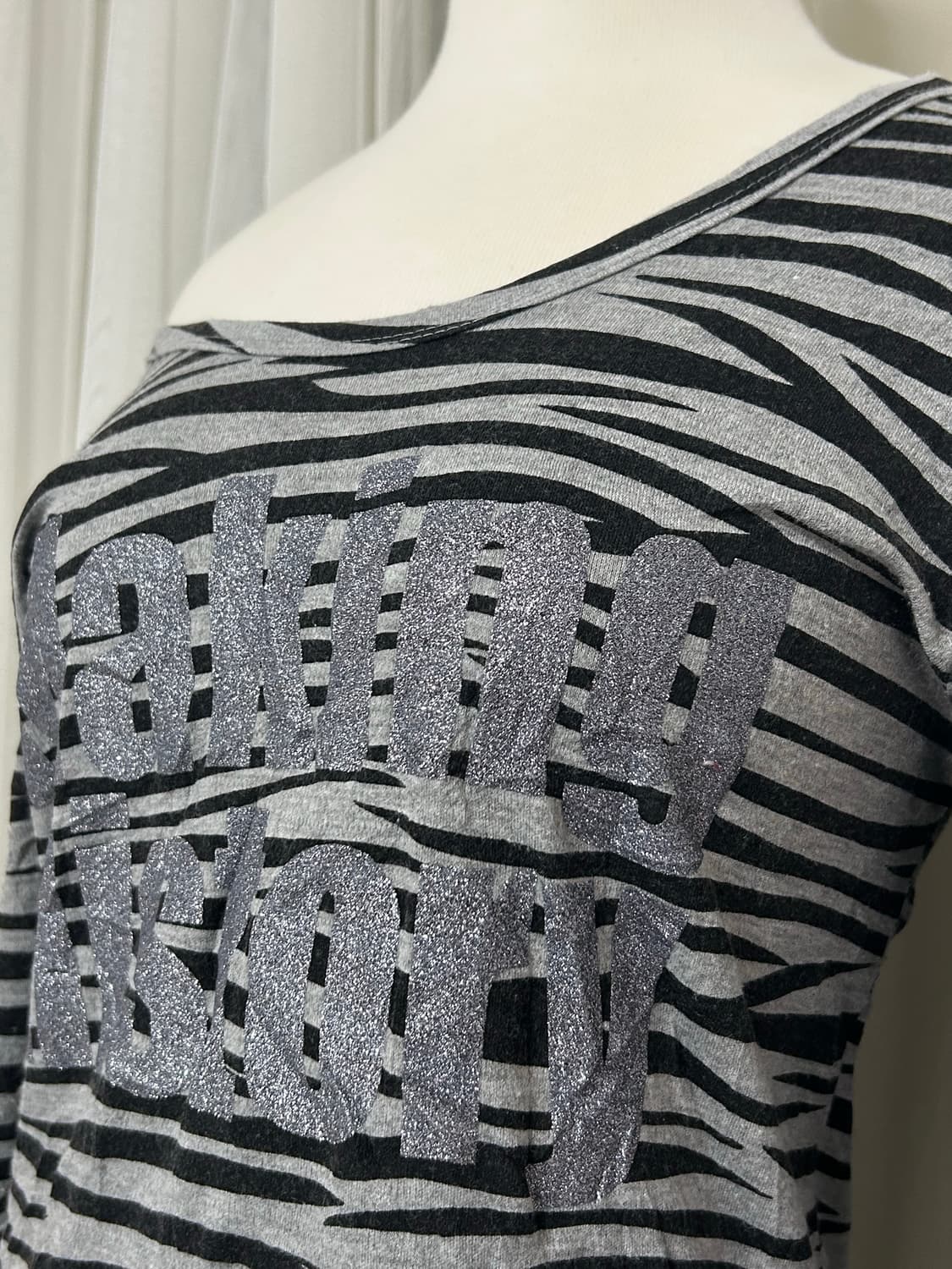 지브라 패턴 딱붙 슬림 롱슬리브 갸루 Y2K 상품이미지2