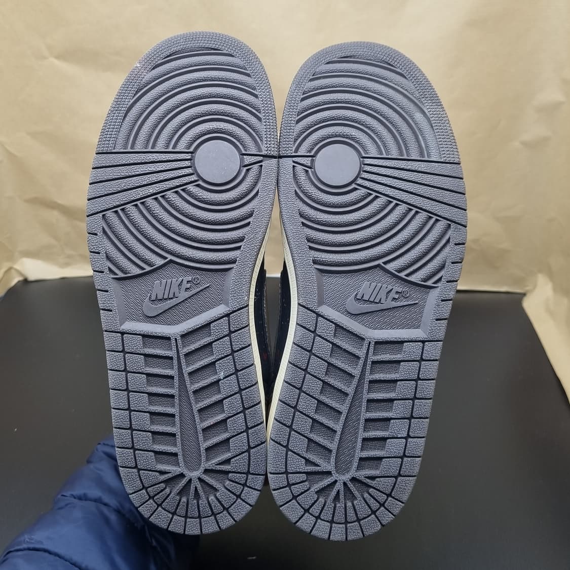 나이키 조던1 트래비 남성운동화260  상품이미지3