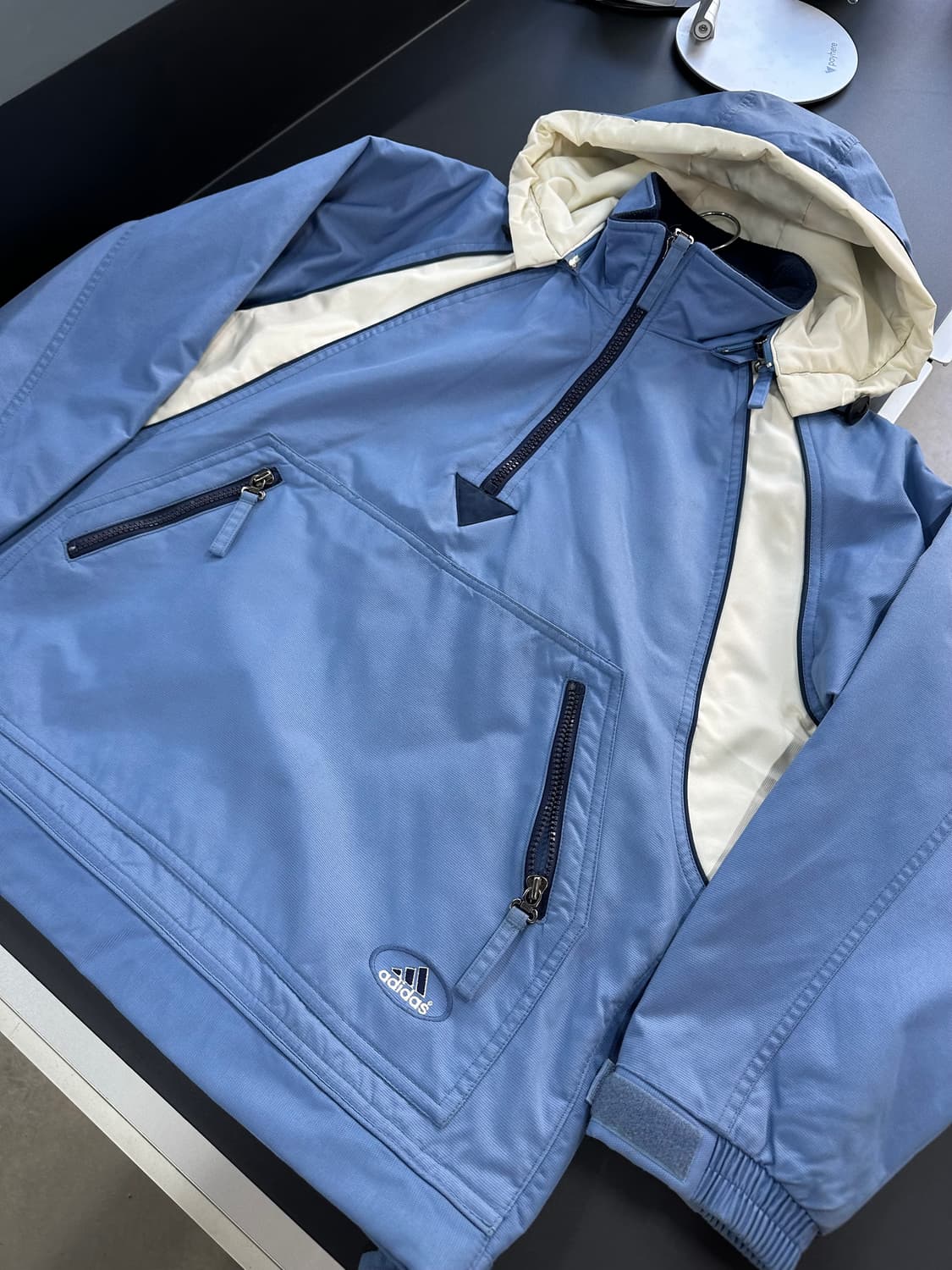 아디다스 90s올드스쿨 아노락스키점퍼 소라 상품이미지5