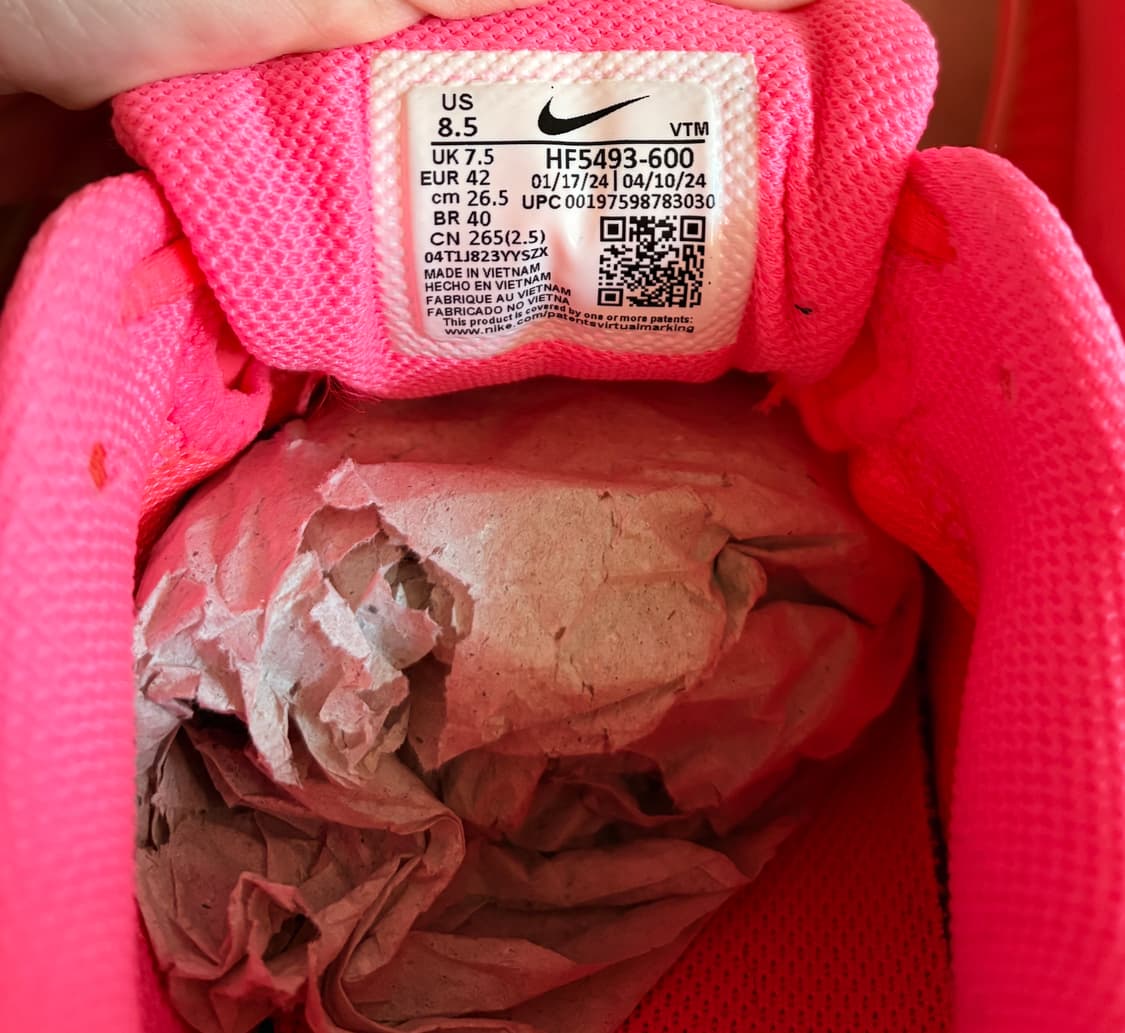 Nike Zoom Vomero 5  Hot Punch 상품이미지8