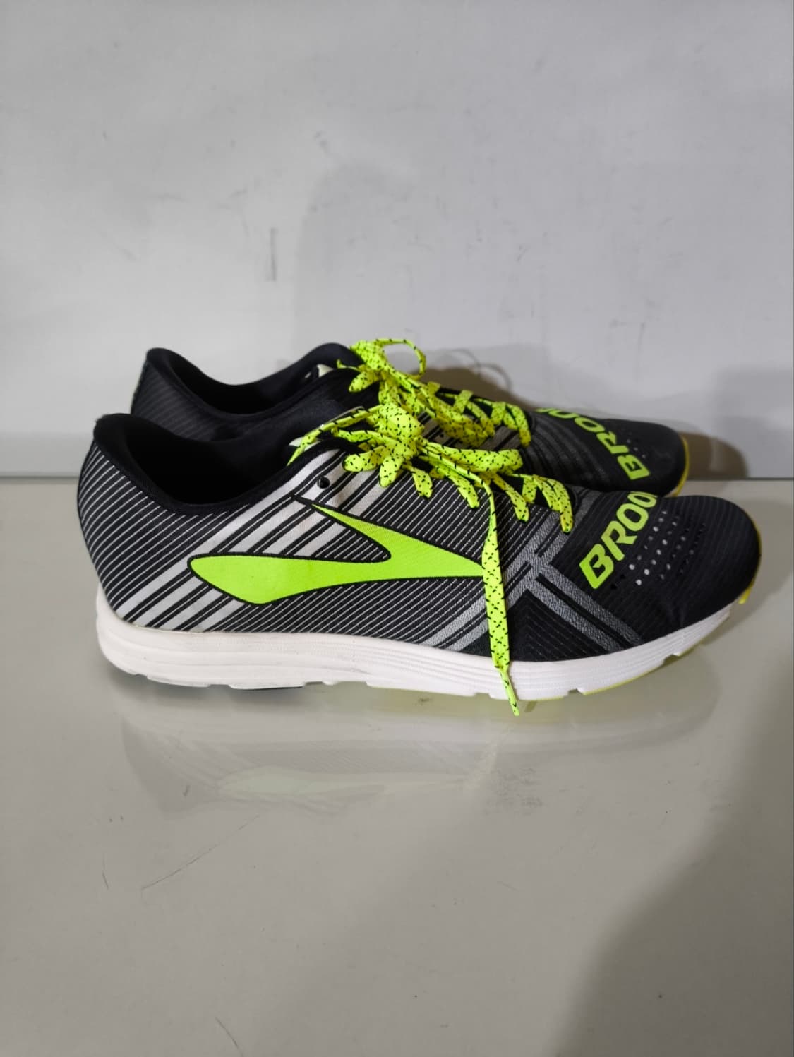 285mm 브룩스 하이페리온 런닝화  상품이미지4