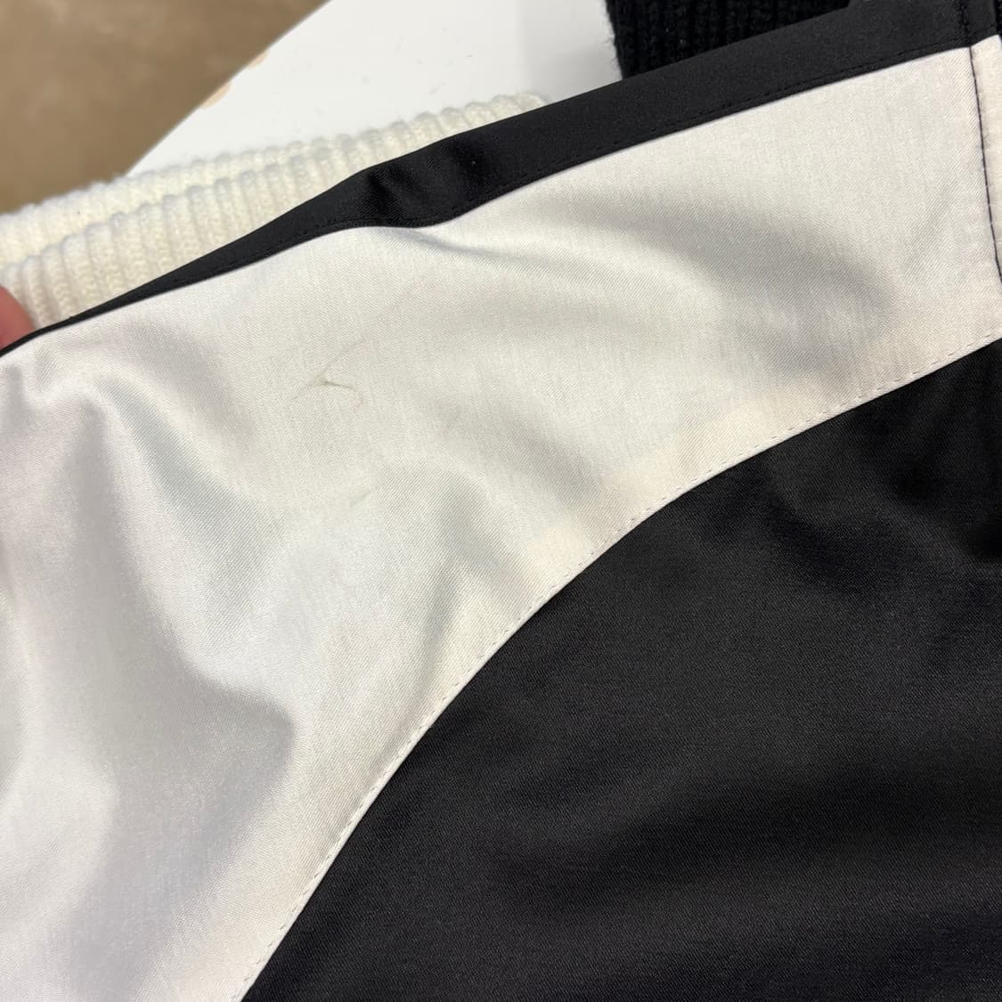 L 게스 자수 스카쟌 상품이미지7