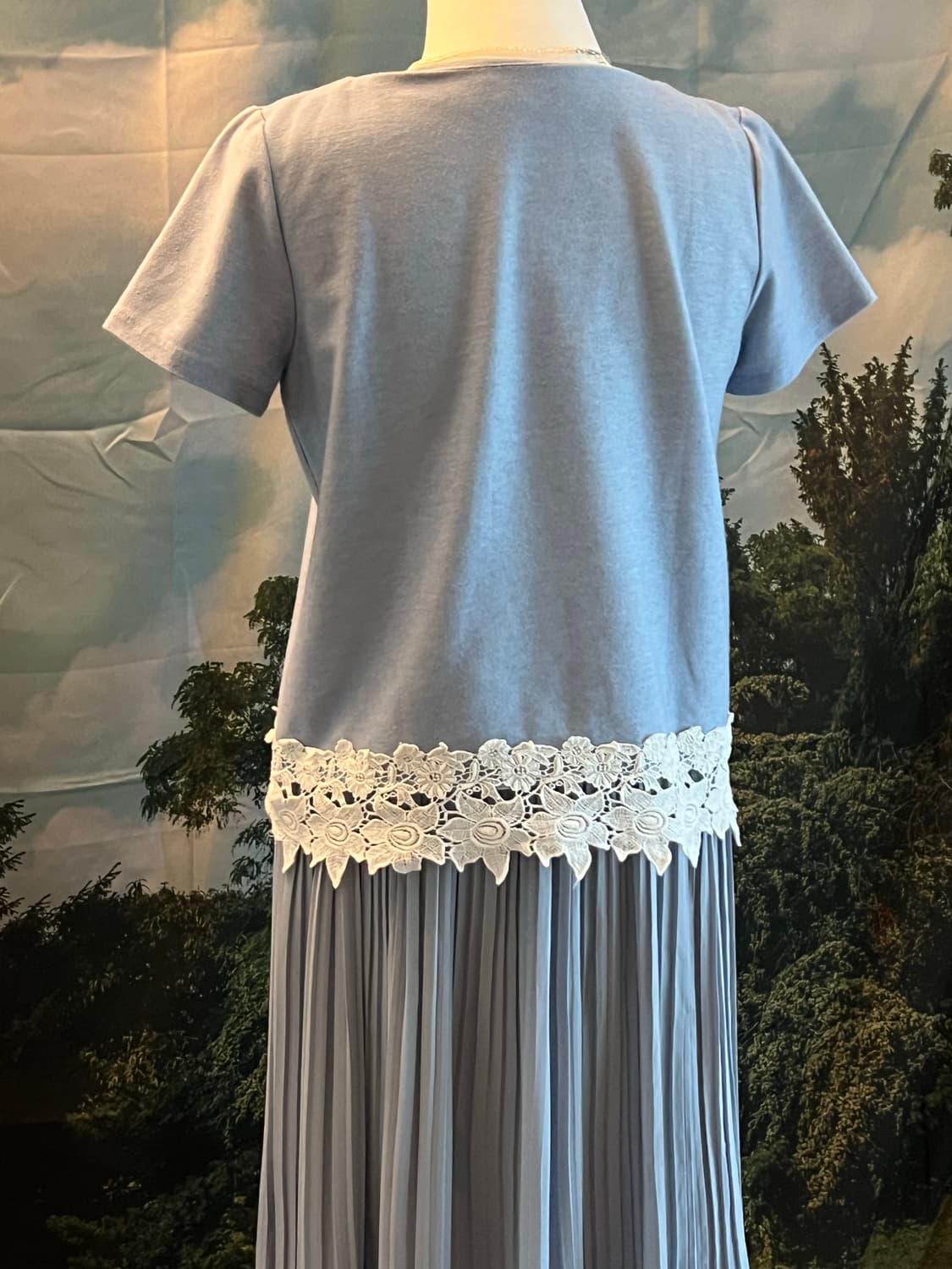 lace V-neck t-shirt and pleated skirt 상품이미지5