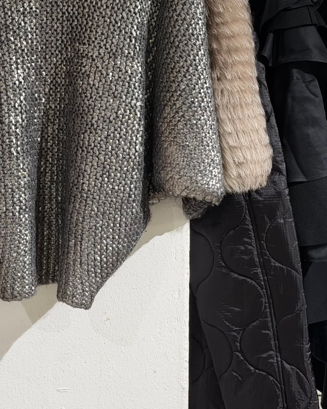 마시모 아르디조네 실버 메탈릭 니트 퍼 트리밍 판초 상품이미지6