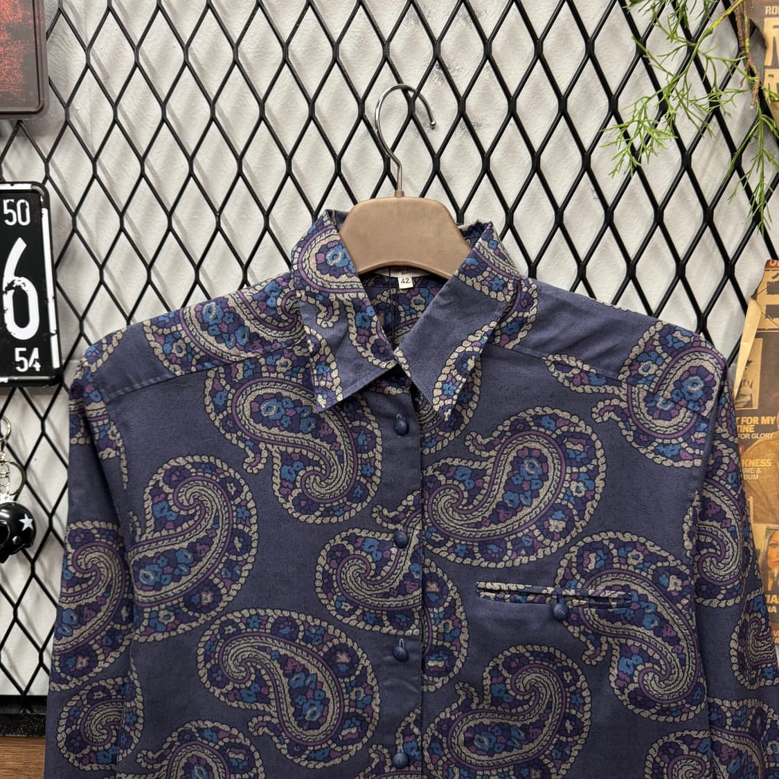 발렌티노 프린트 패턴 셔츠 전면 원포켓 포인트 퍼플 상품이미지3