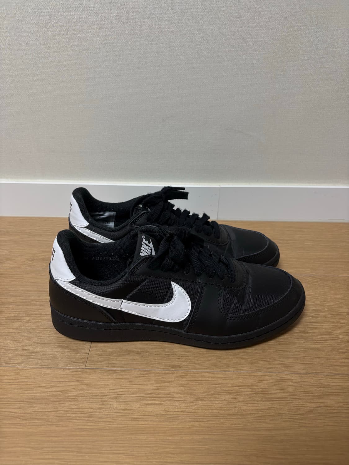 Nike Field General 82 SP Black and White 상품이미지2