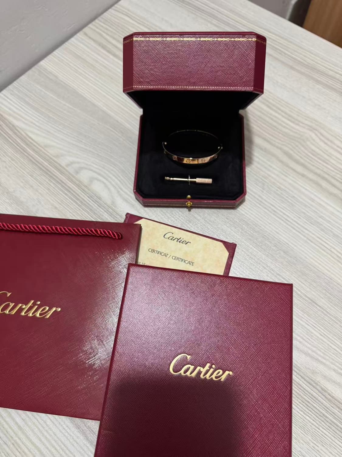 까르띠에 러브 시리즈 로즈골드 팔찌 다이아몬드는 없습니다. 상품이미지3