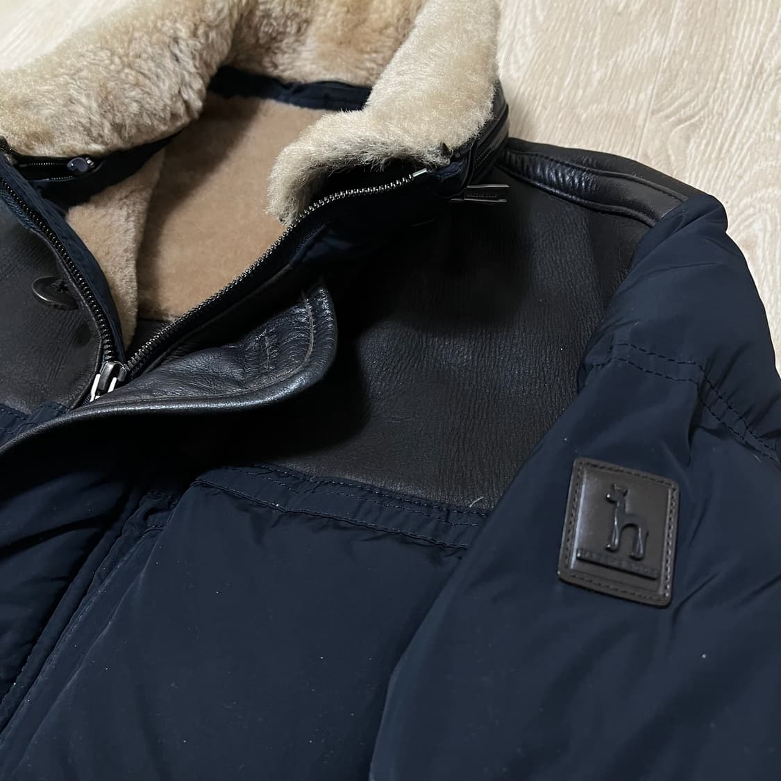 헤지스 남성 양가죽 배색 구스다운 패딩 점퍼 XL/105  상품이미지4