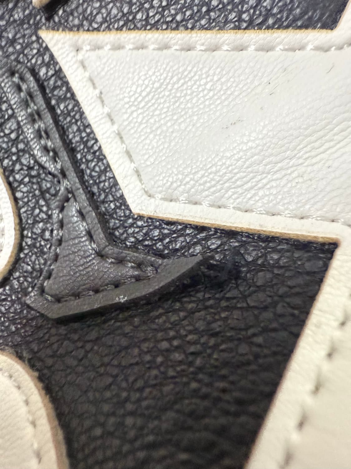  나밀리아 SEX SYMBOL PADDED MOTO JACKET 상품이미지8