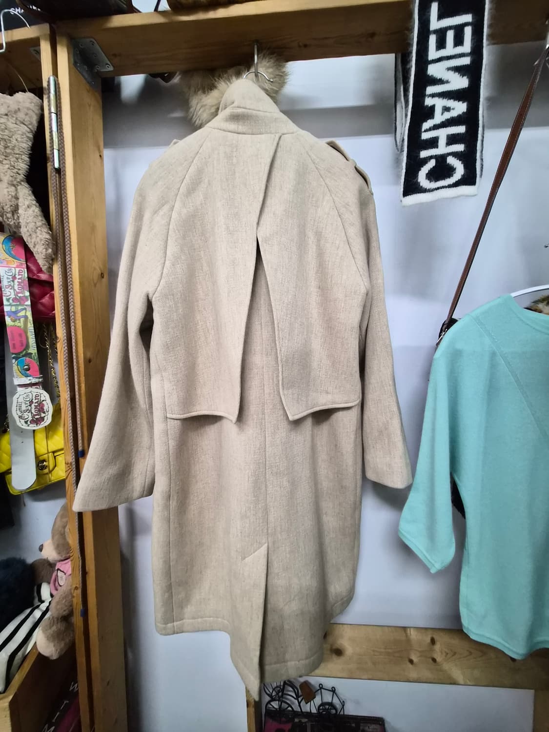 톰보이 백 포인트 오트밀코트 상품이미지1