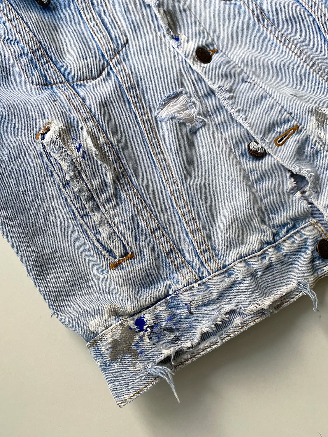80s 빈티지 리바이스 디스트로이드 페인팅 데님 자켓 상품이미지6