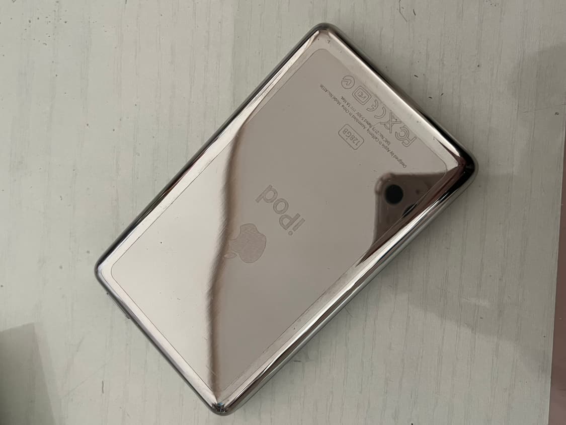 아이팟 클래식 5세대 우유팟 128GB 판매 상품이미지2