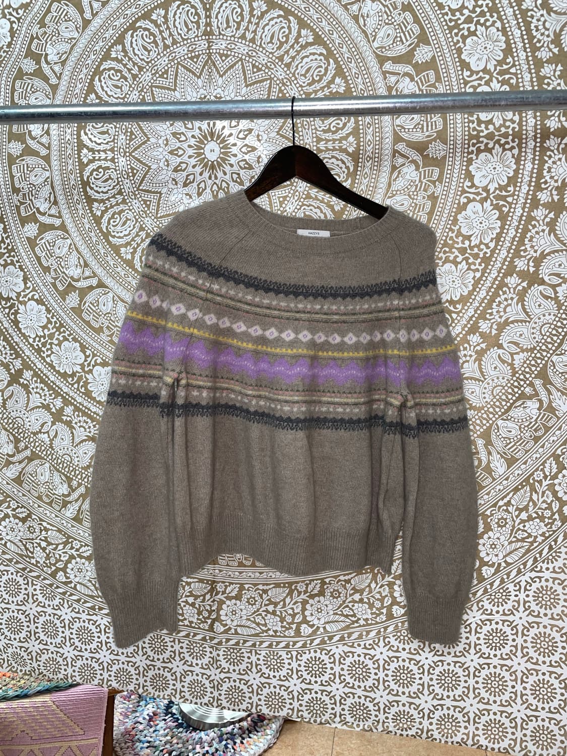 헤지스 여성 에스닉 니트  상품이미지3