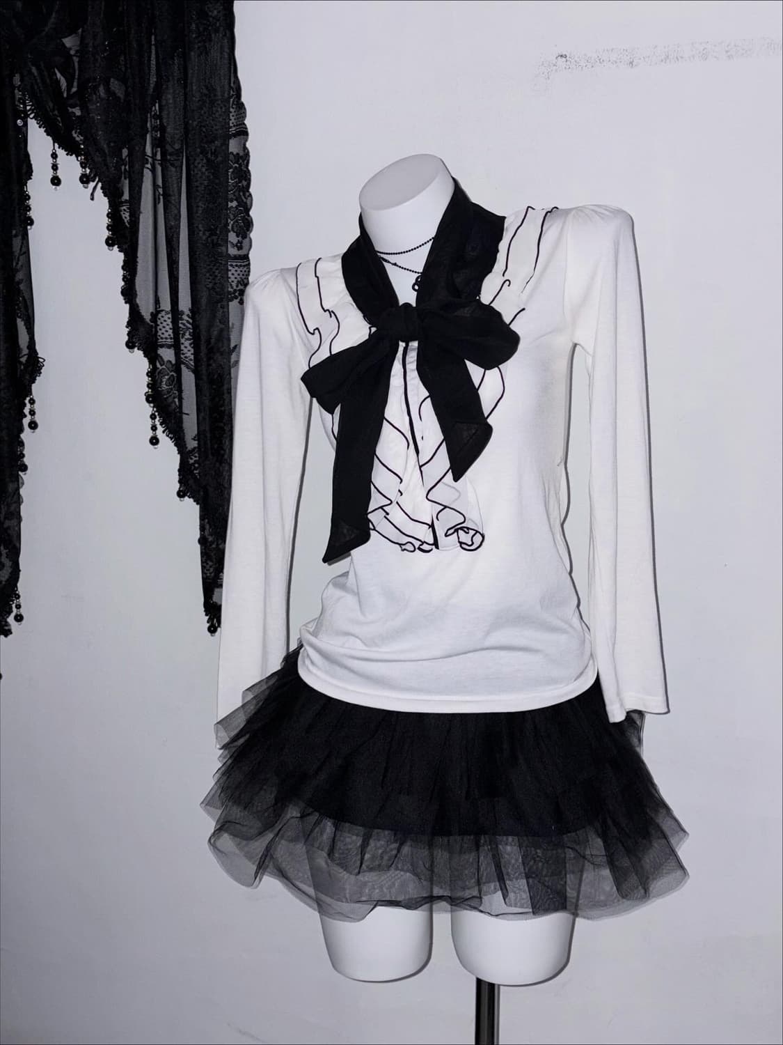 공겜여주 프릴 블라우스 시스루 리본 고스로리 공포게임 여주룩 상품이미지1