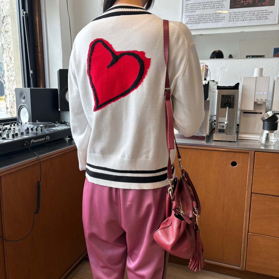 비비안웨스트우드 실크 블랜드 멀티 패치 가디건 상품이미지3