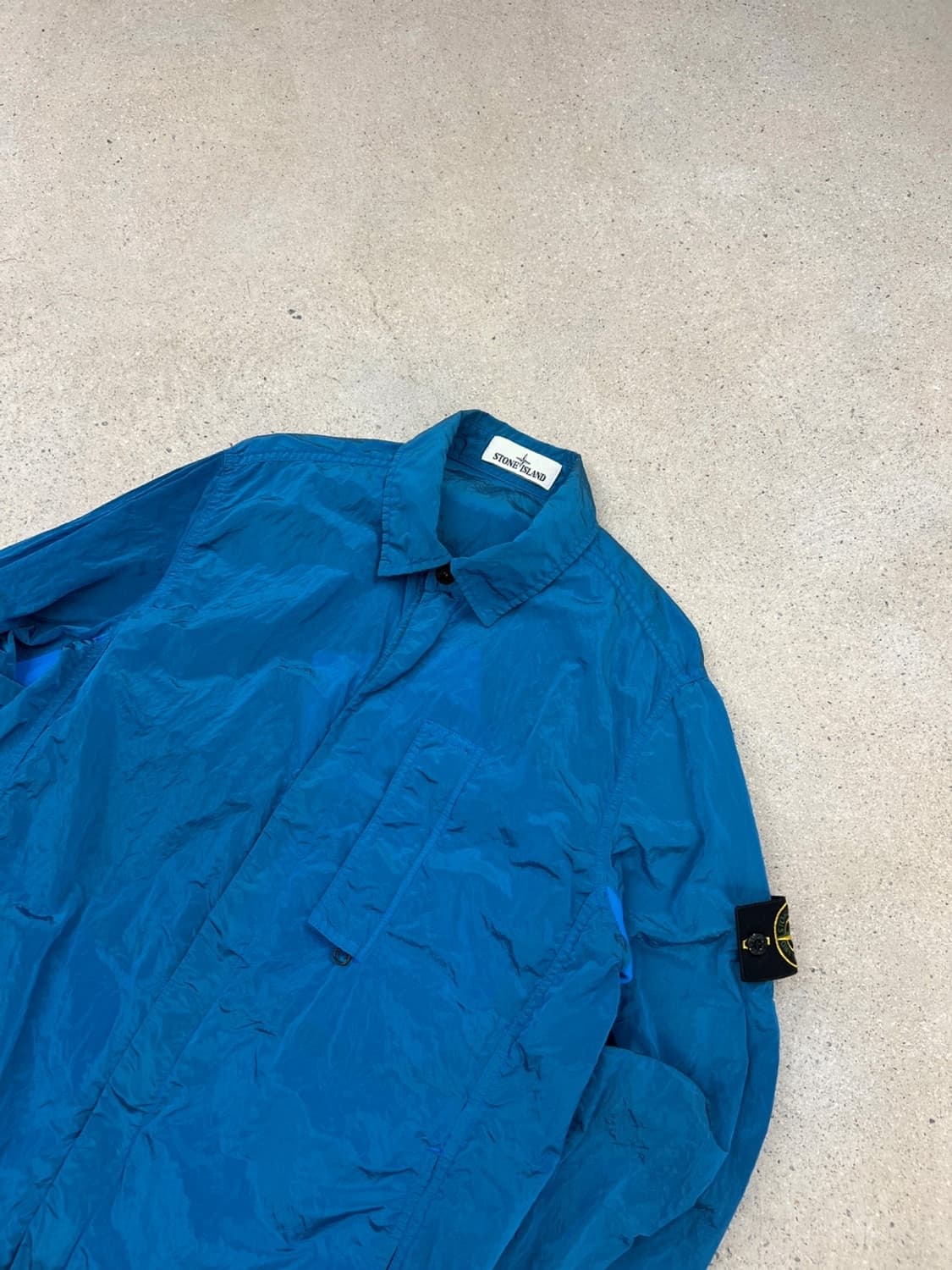 스톤아일랜드 18ss 와펜 나일론 메탈 오버셔츠 상품이미지4
