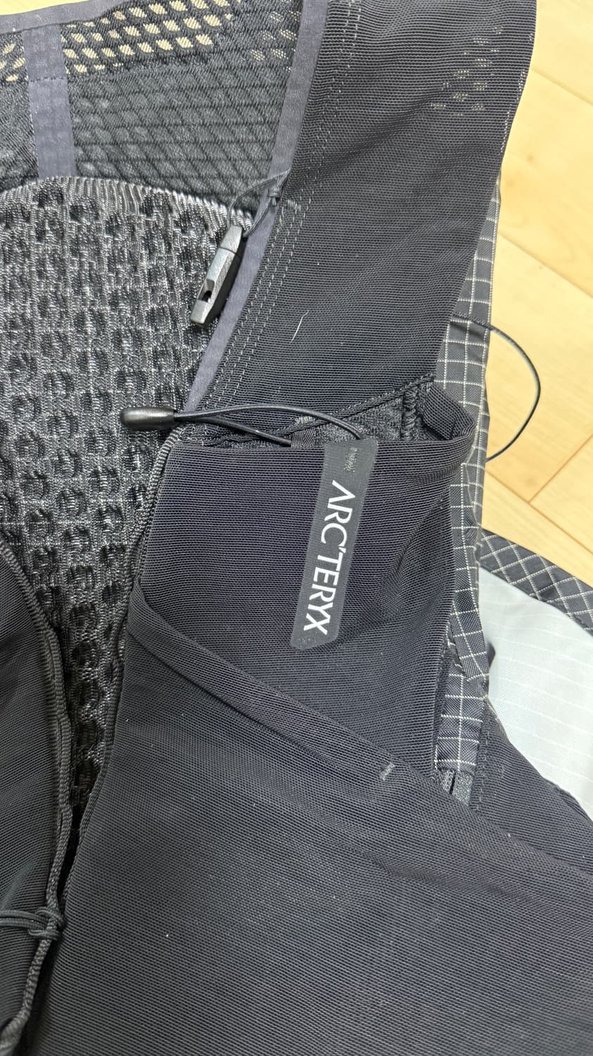 아크테릭스 노반14 베스트 L 사이즈 상품이미지4