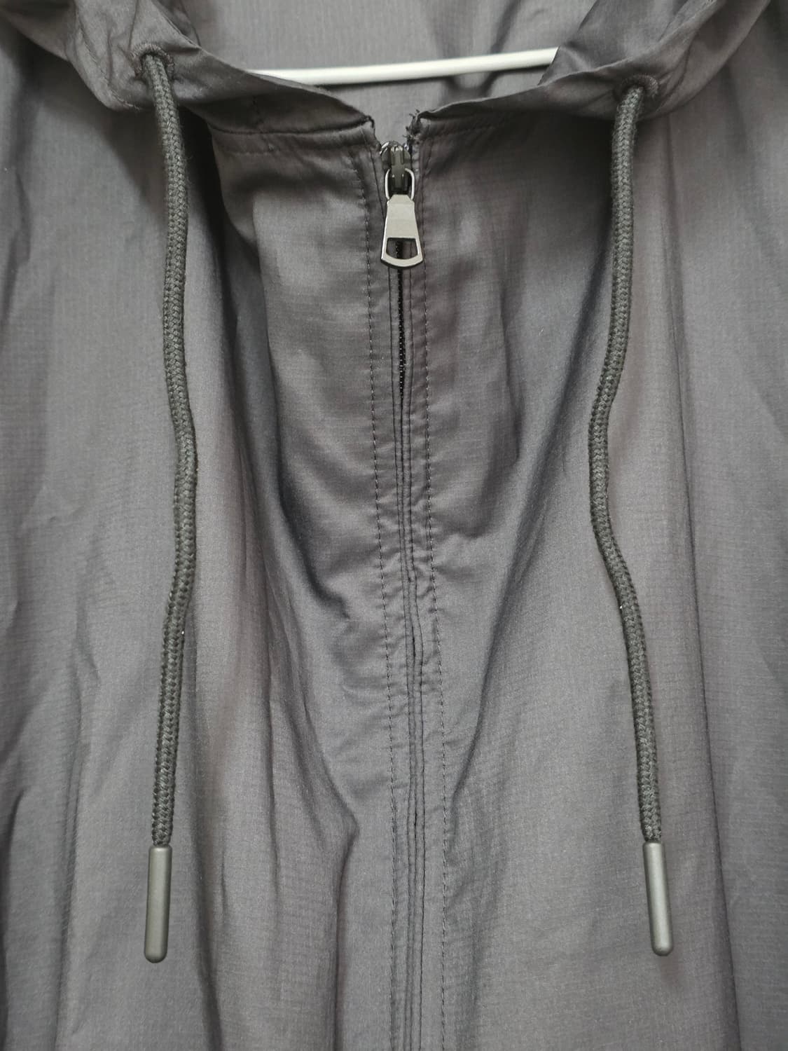 유니클로 x 띠어리 여성 오버핏 패커블 바람막이 자켓 S 상품이미지3