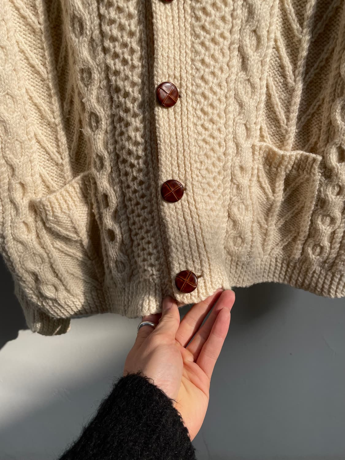 pure wool fisherman handmade cardigan 상품이미지4