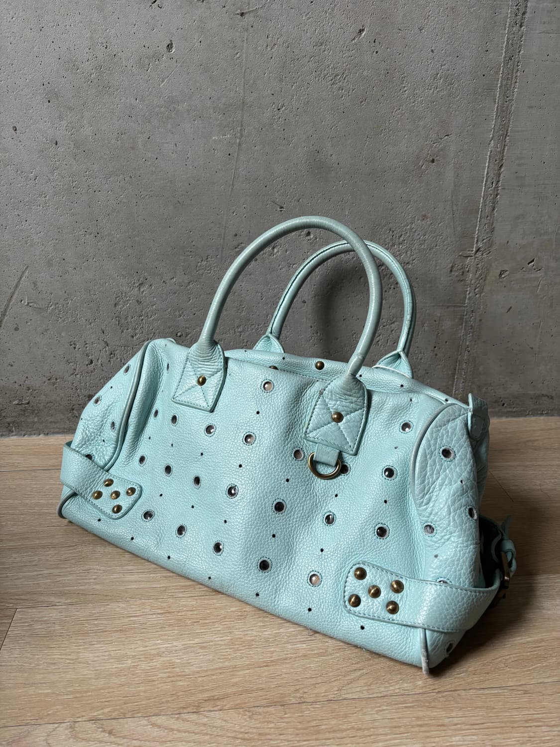 Pinky studded bag 상품이미지1