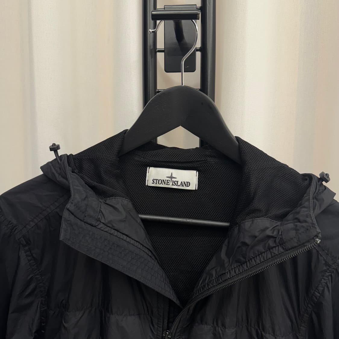 [24SS/S] 스톤아일랜드 크링클랩스 후드 바람막이 상품이미지3