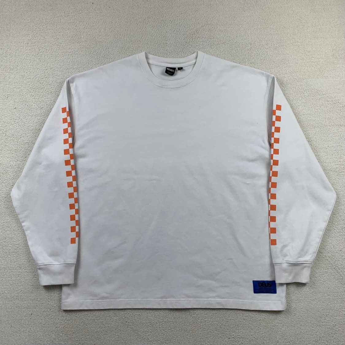 데우스 엑스 마키나 튠업 롱슬리브 티셔츠 빈티지 화이트 상품이미지3